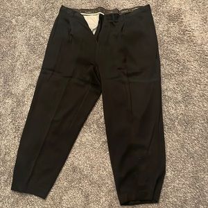 Tommy Bahama 100% Silk pants. Size 42/30. Black